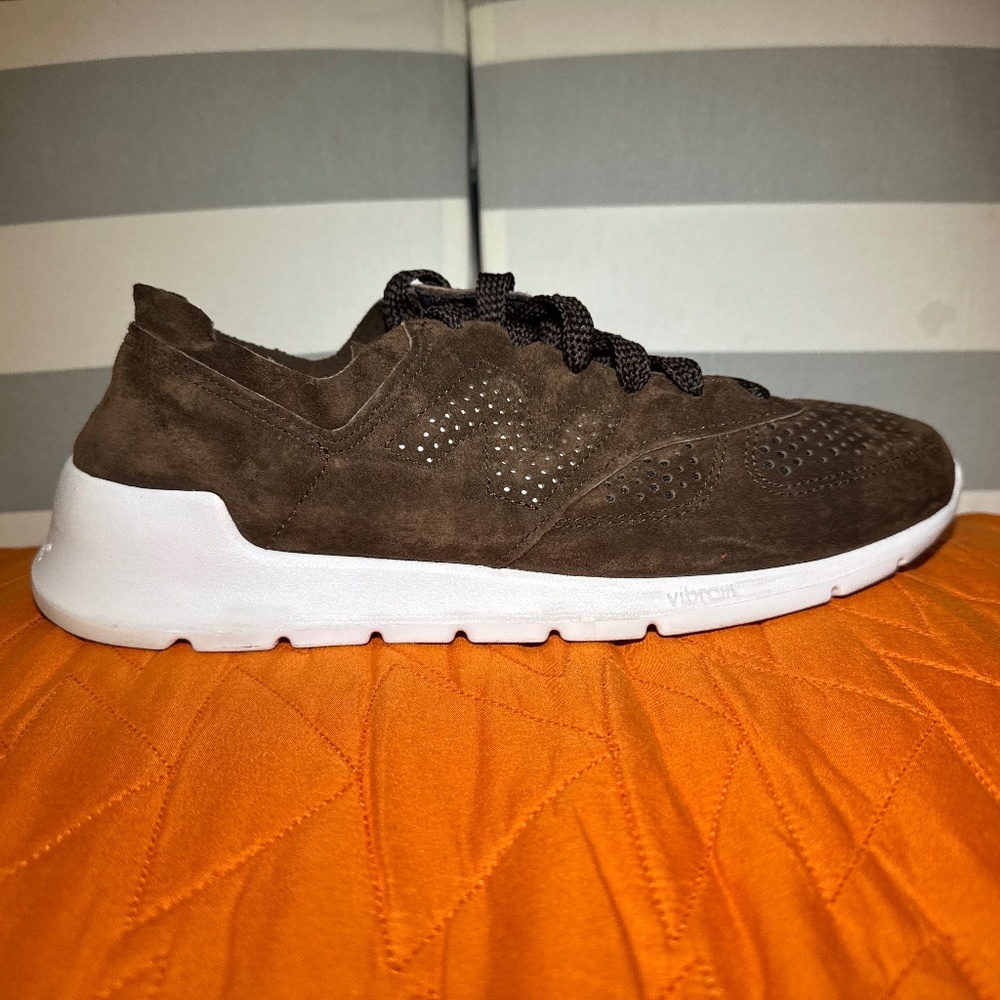 Lightly worn New balance 1978